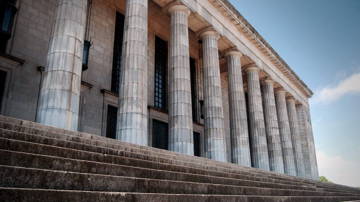 Lewis & Keller Injury Lawyers Staff And Legal Team Group Photo